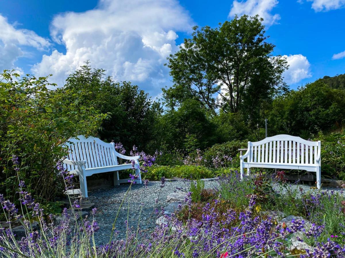 Haaheim Gaard Hotel Uggdal Kültér fotó